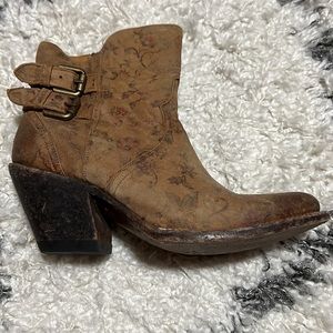 Lucchese booties, size 8